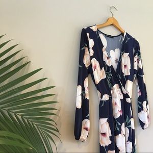 FTF long sleeve blue floral maxi dress w/ belt